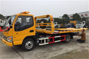 罗湖哪里有拖车服务